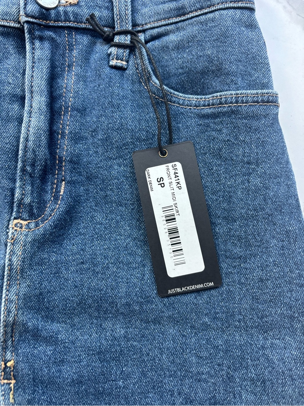 Jeans Subcategory Identification - Picture 3 of 5